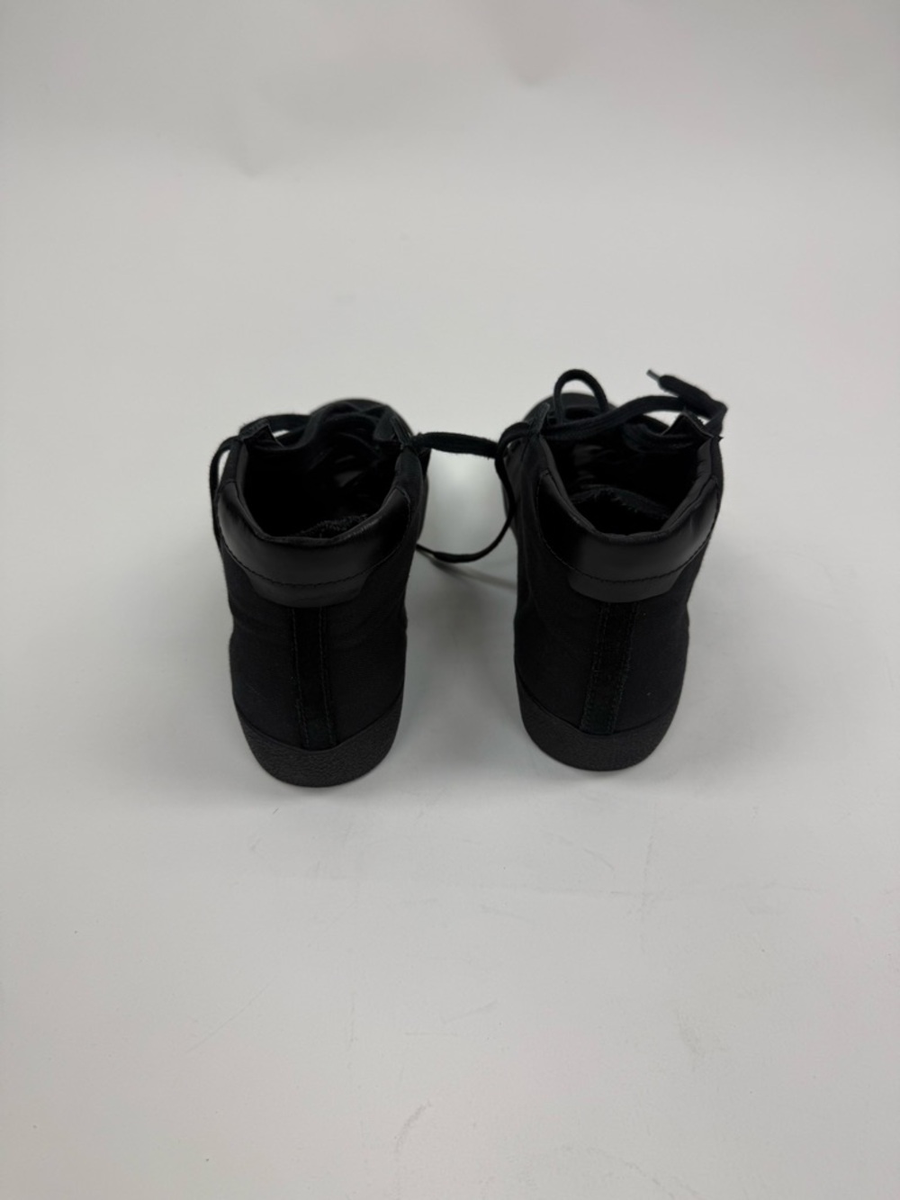 Saint Laurent Men's Black Lace-Up High-Top Sneakers - Picture 2 of 7